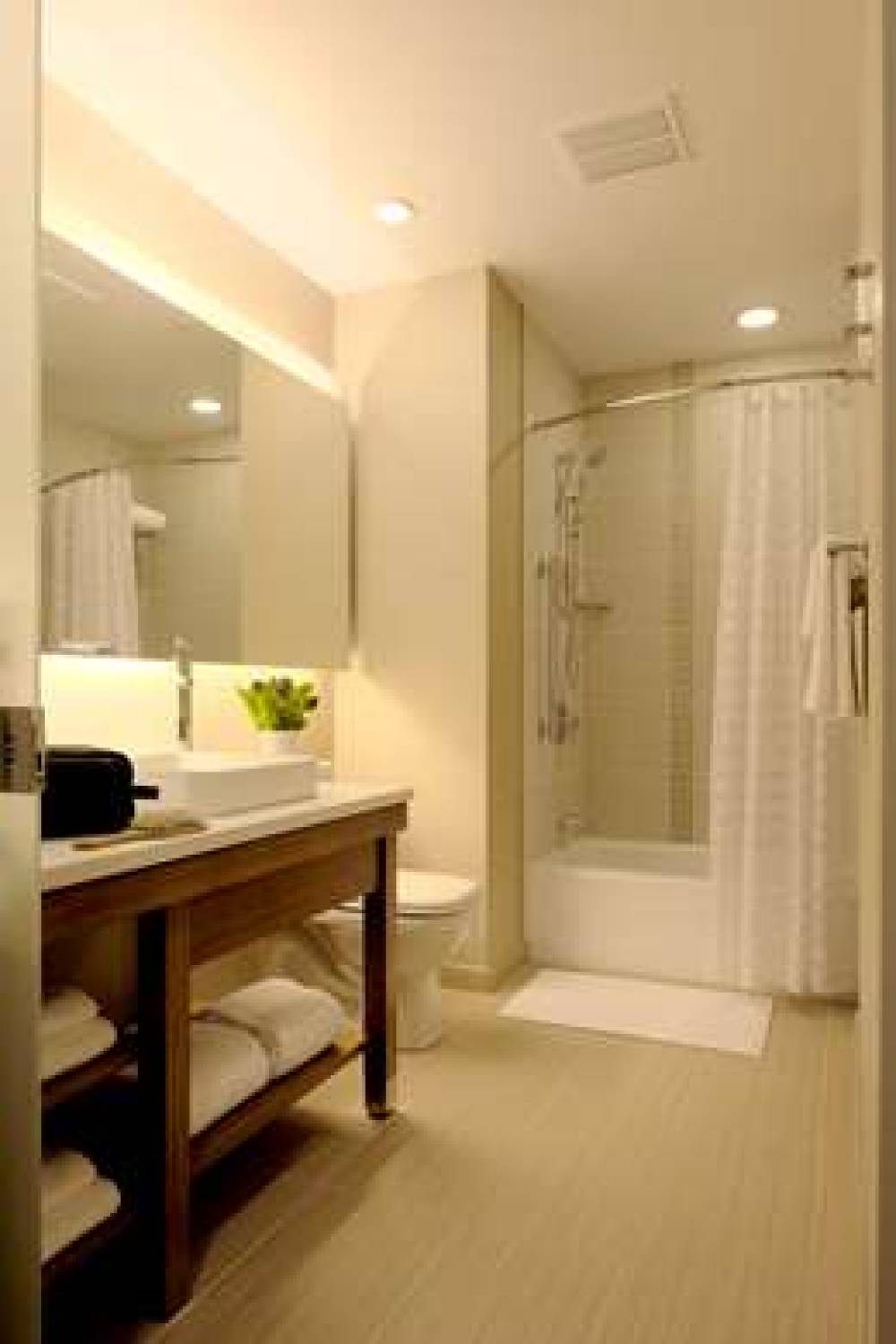 Hyatt Place Boston/Medford 7