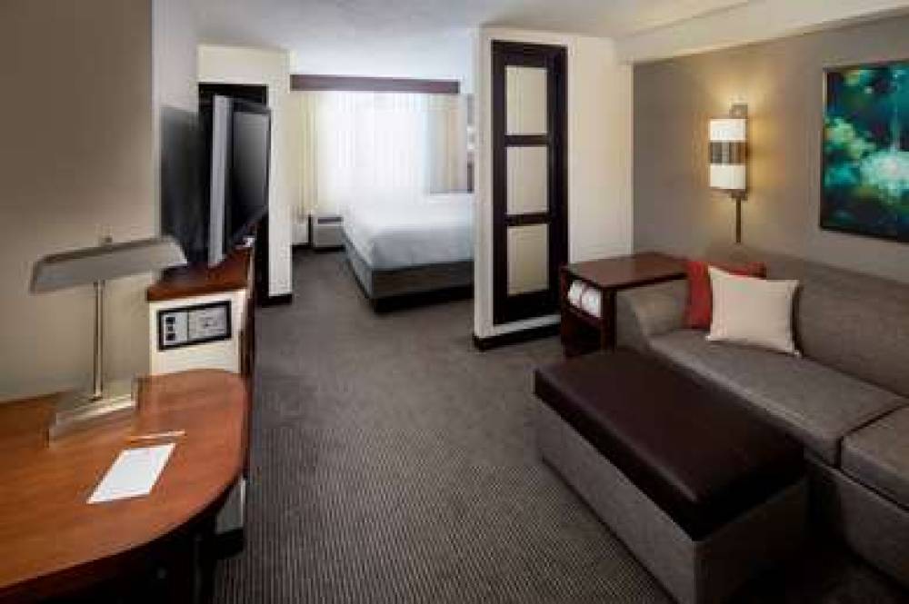 HYATT PLACE CHARLOTTE ARROWOOD 4