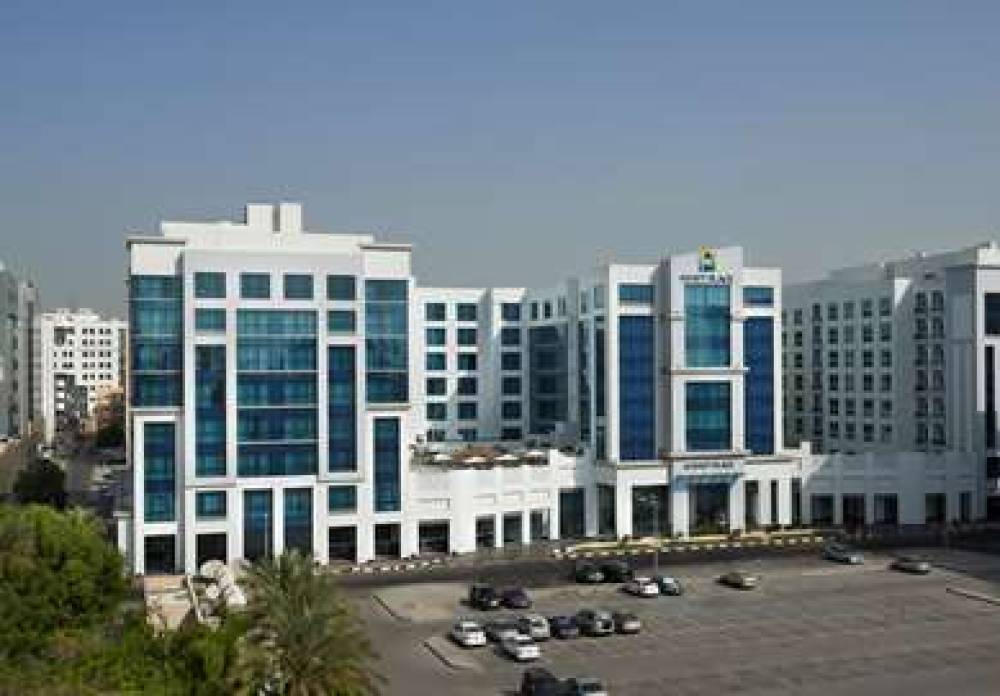 Hyatt Place Dubai Al Rigga 2