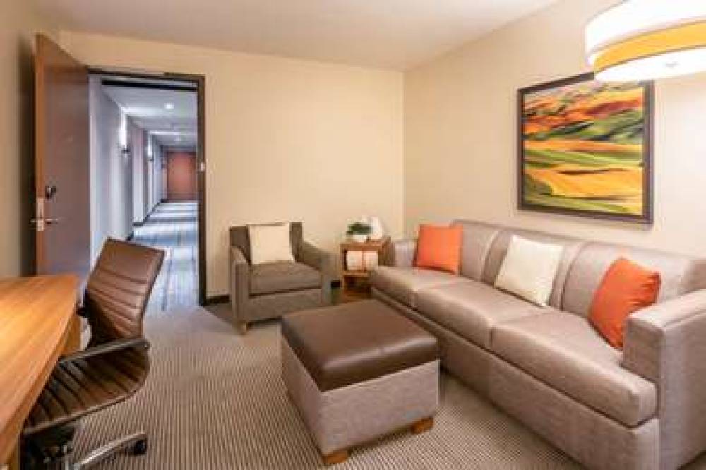 HYATT PLACE EAST MOLINE/QUAD CITIES 4