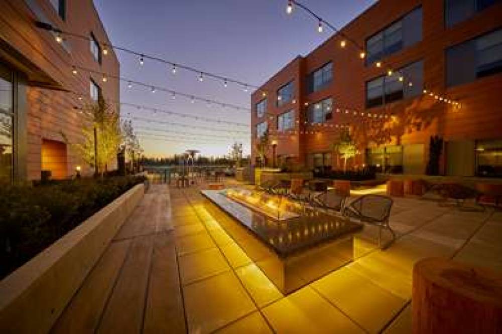 Hyatt Place Eugene/Oakway Center 6