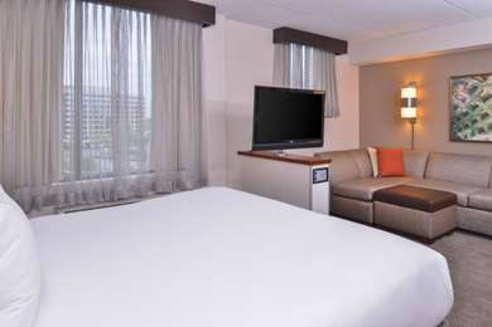 HYATT PLACE HERNDON DULLES ARPT E 7