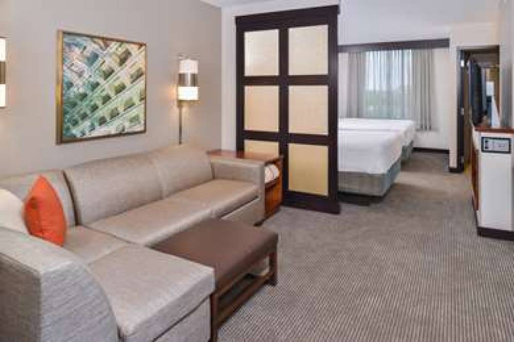 HYATT PLACE HERNDON DULLES ARPT E 8