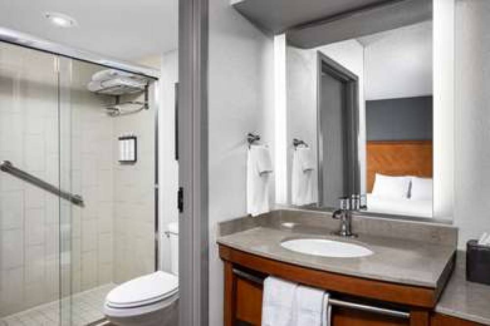 HYATT PLACE INDIANAPOLIS AIRPORT 3