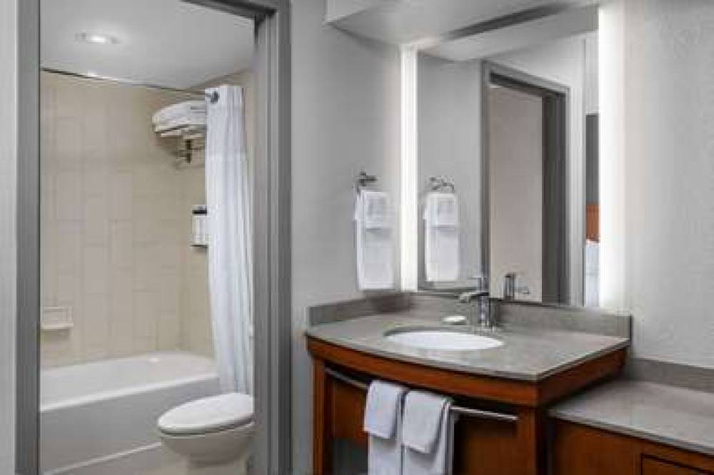 HYATT PLACE INDIANAPOLIS AIRPORT 2