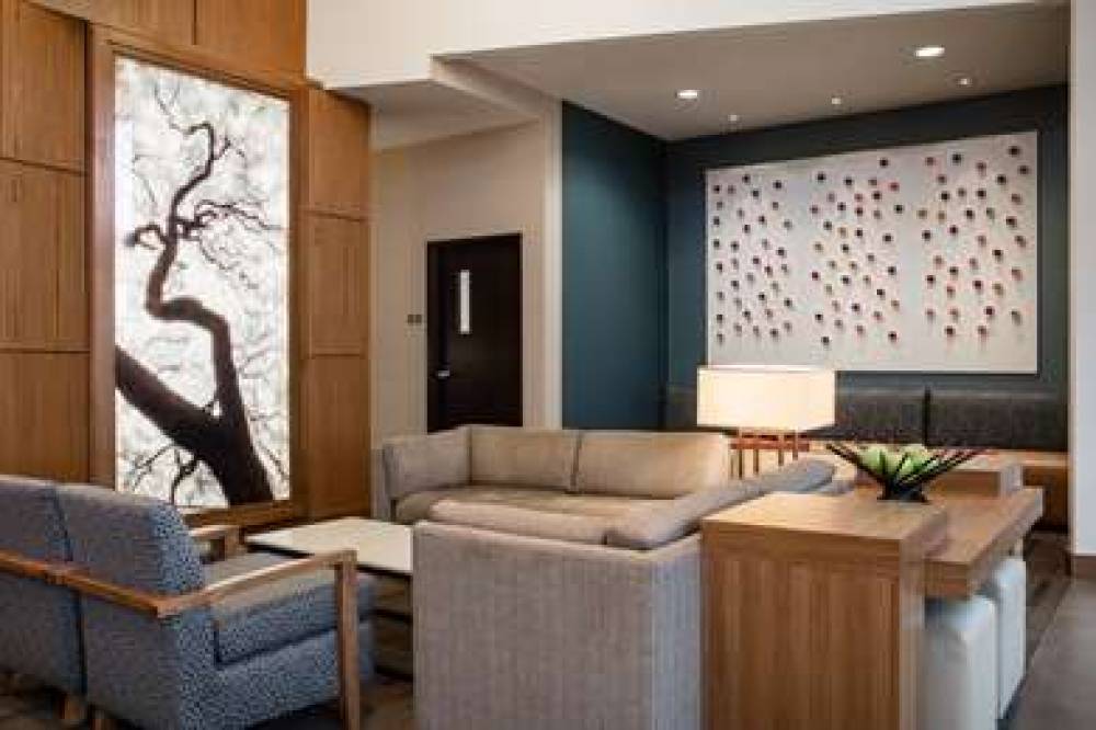 HYATT PLACE LENEXA CITY CENTER 4