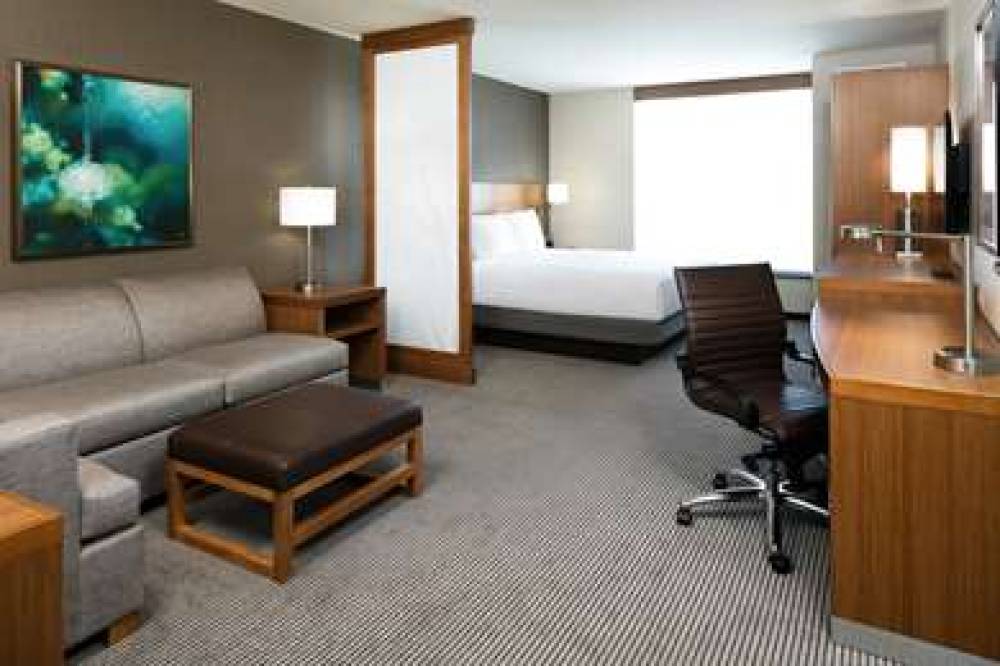 HYATT PLACE LENEXA CITY CENTER 10