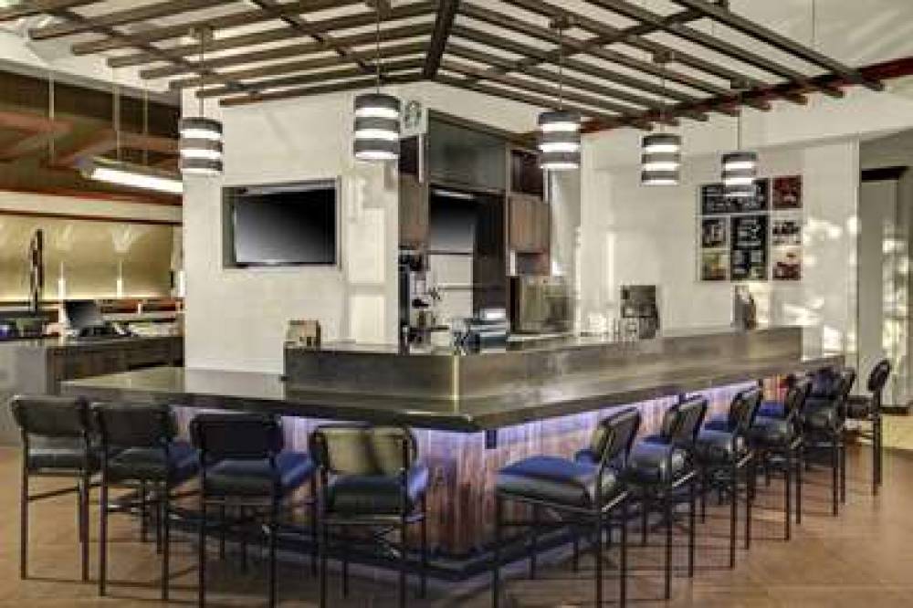 HYATT PLACE NASHVILLE/OPRYLAND 3