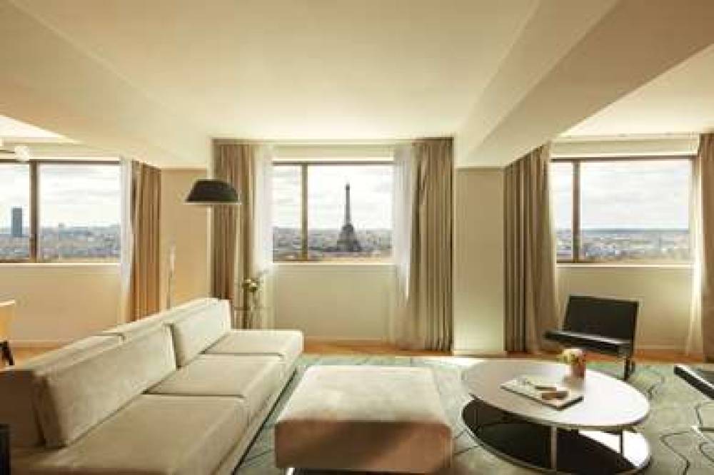 Hyatt Regency Paris Etoile 8