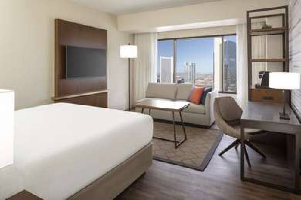 HYATT REGENCY PHOENIX 5