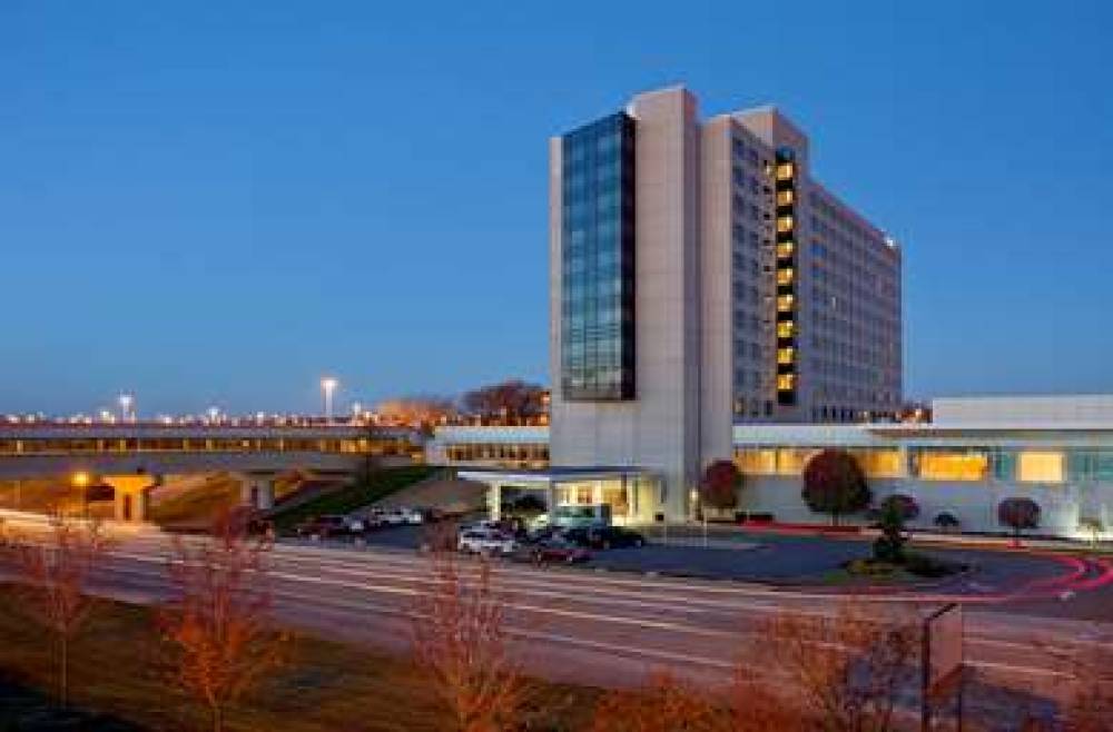 Hyatt Regency Pittsburgh Intl Airpo