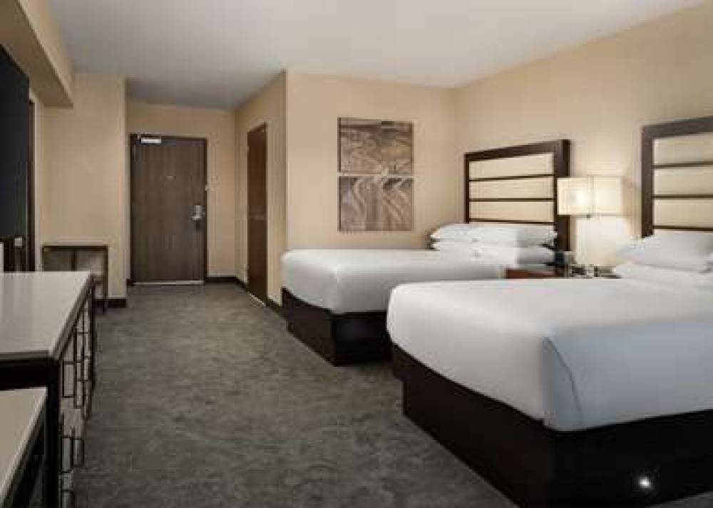 HYATT REGENCY SACRAMENTO 9