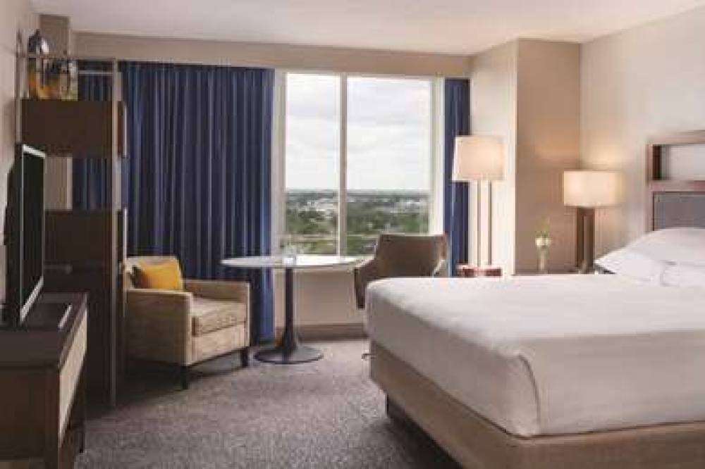 HYATT REGENCY WICHITA 5