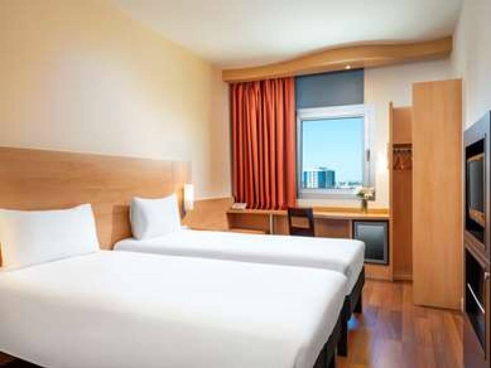 Ibis Adana 9