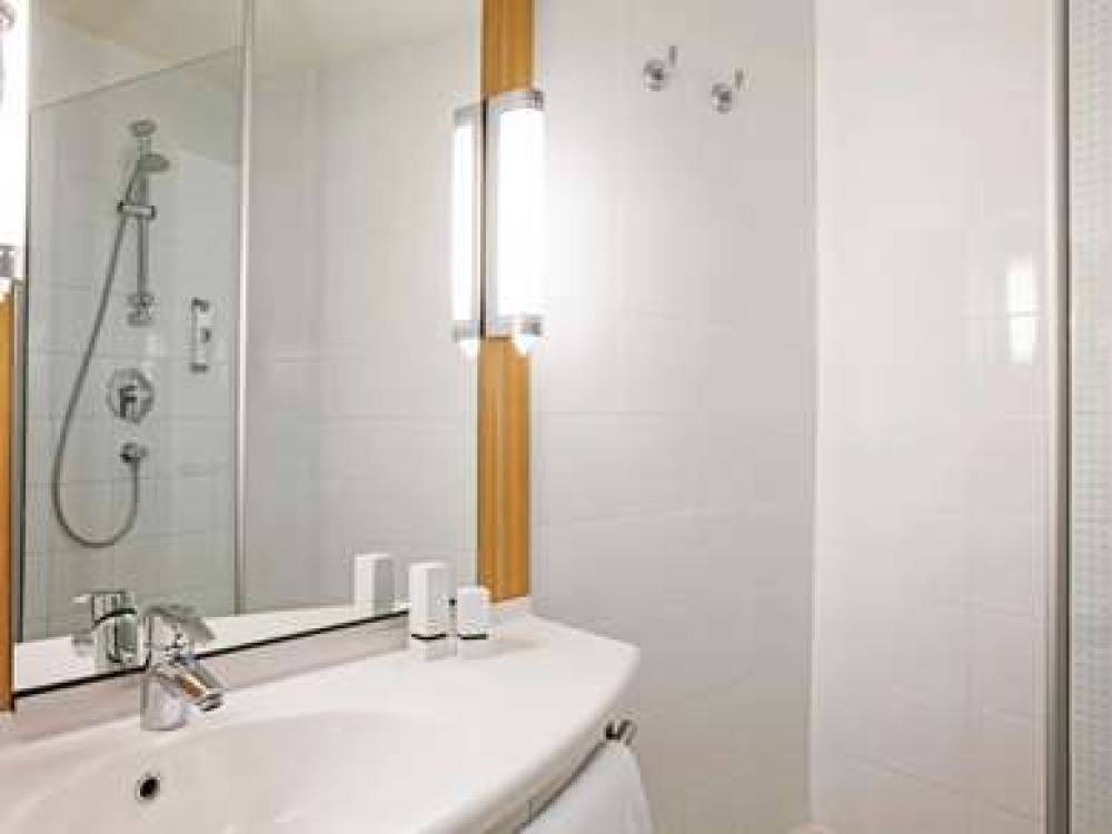 Ibis Barcelona Mollet 8