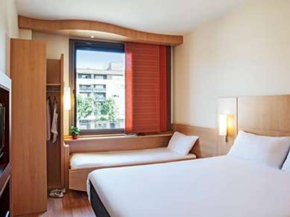 Ibis Barcelona Mollet 5