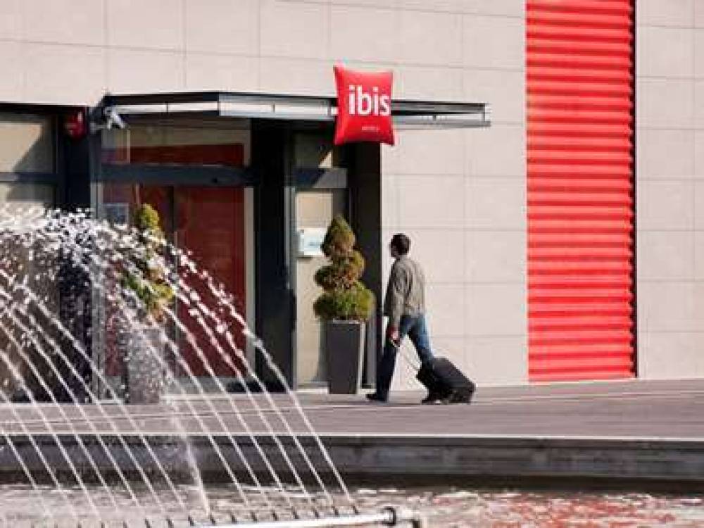 Ibis Barcelona Ripollet 1