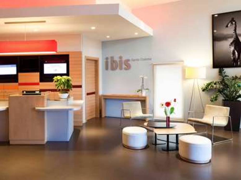 Ibis Barcelona Santa Coloma 2