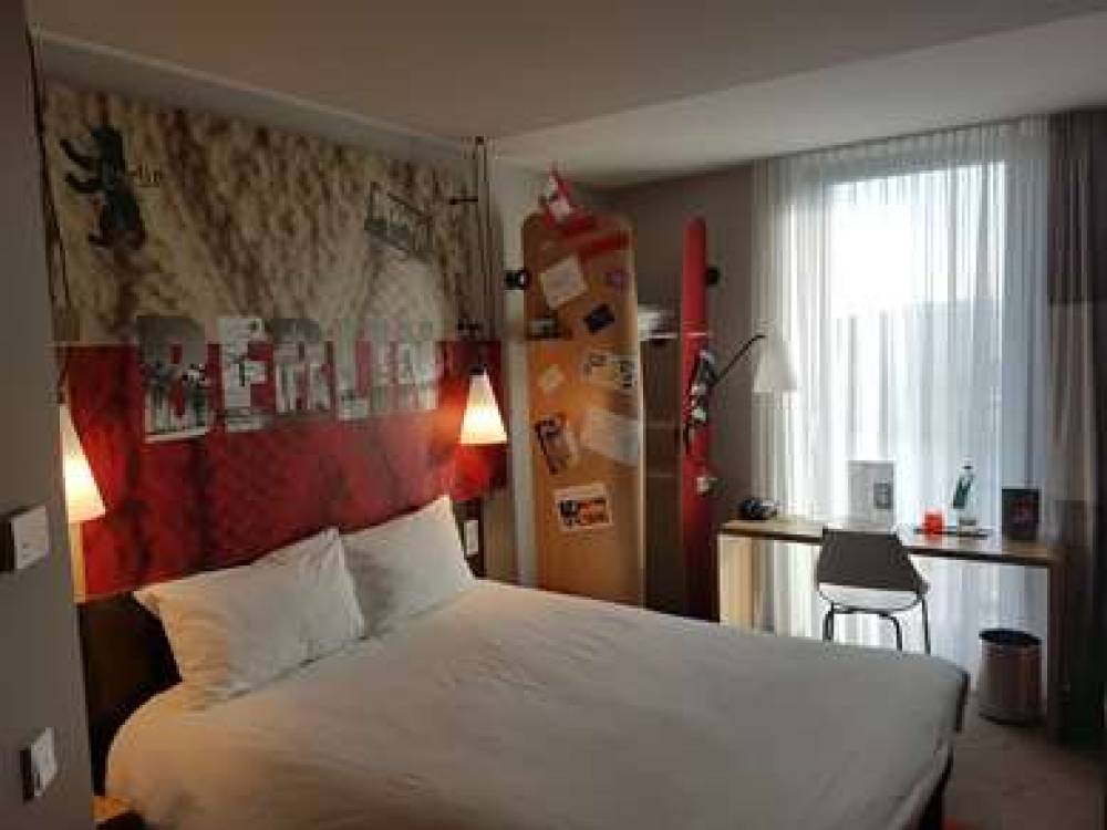 Ibis Berlin Hauptbahnhof 9