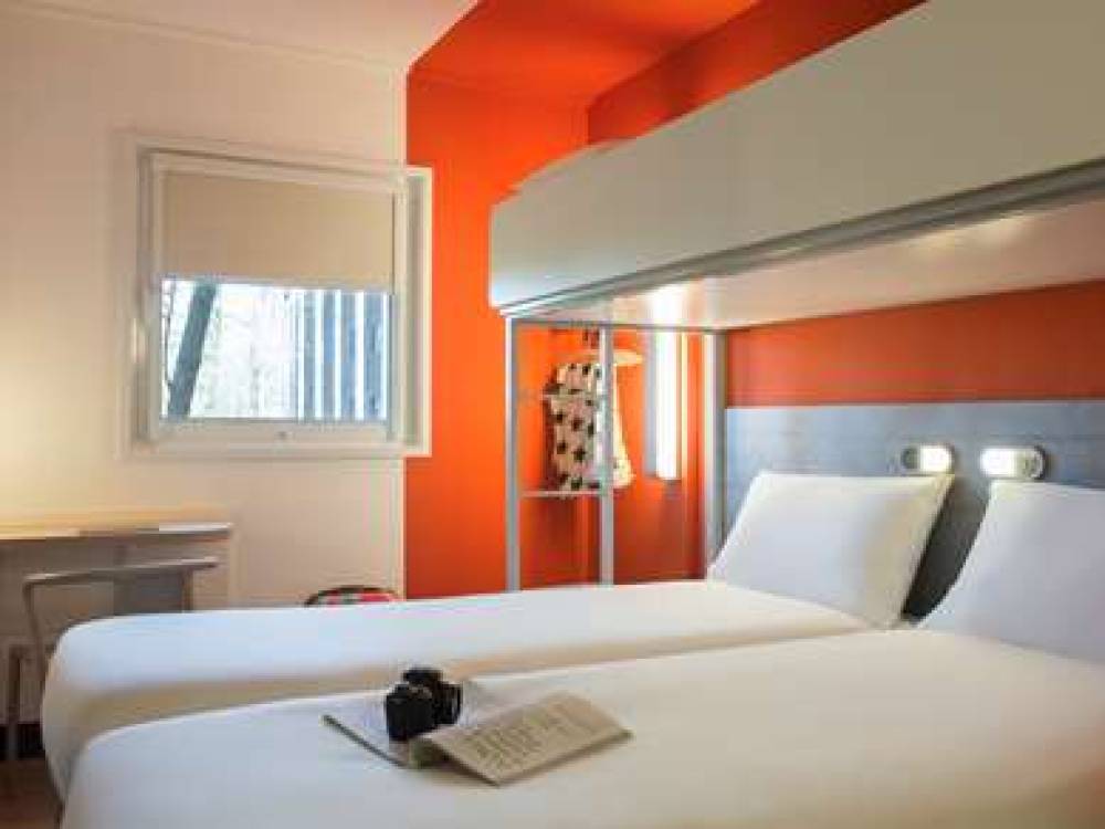 Ibis Budget Amsterdam Airport 9