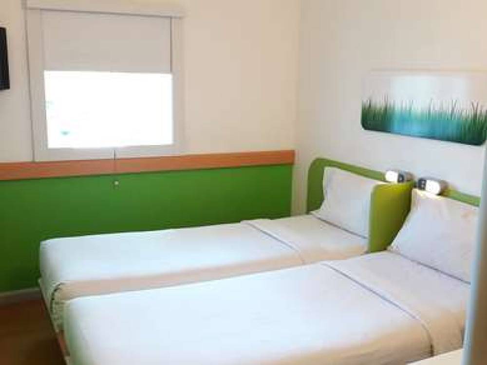 Ibis Budget Makassar Airport 8