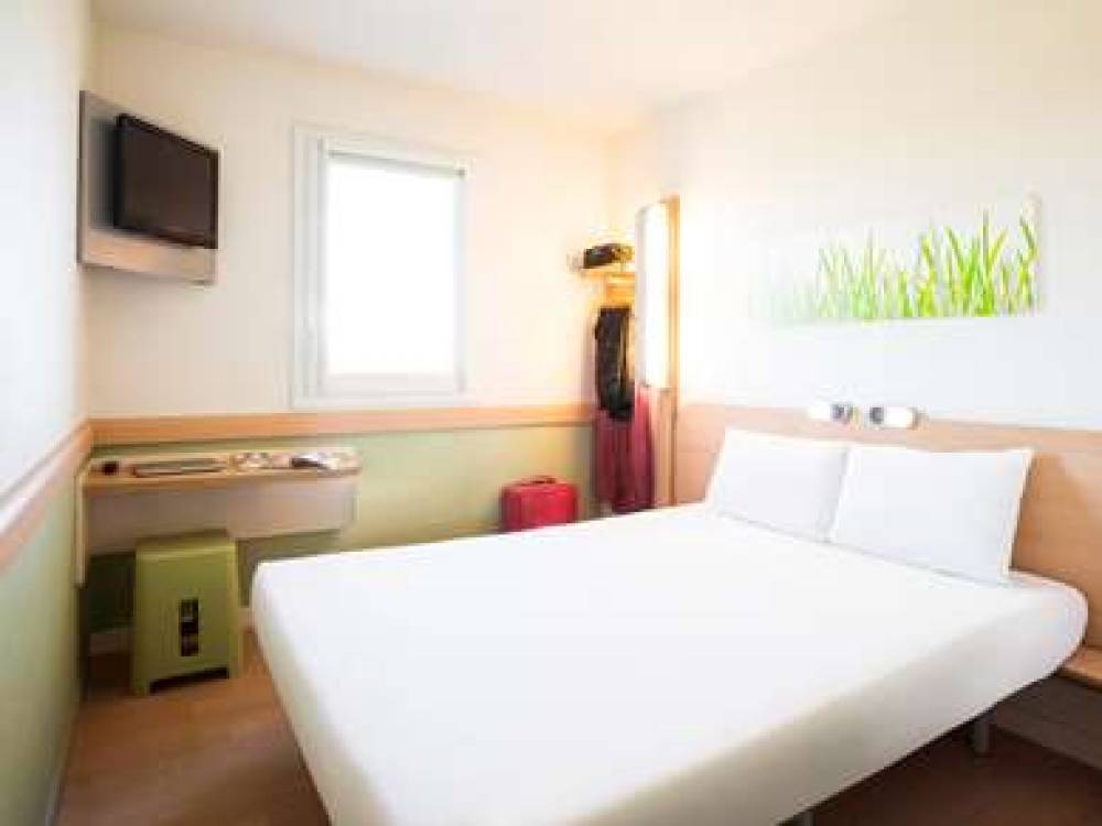 IBIS BUDGET ORLY CHEVILLY TRAM 7 1