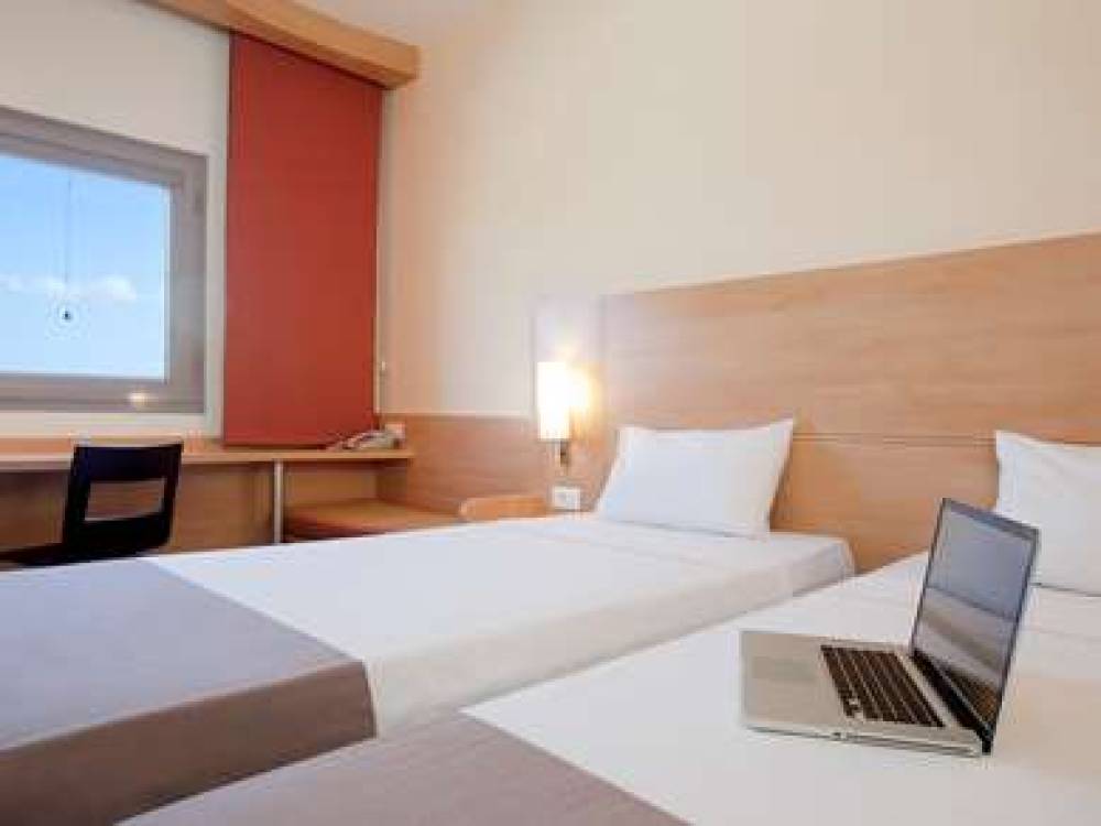 Ibis Bursa 10