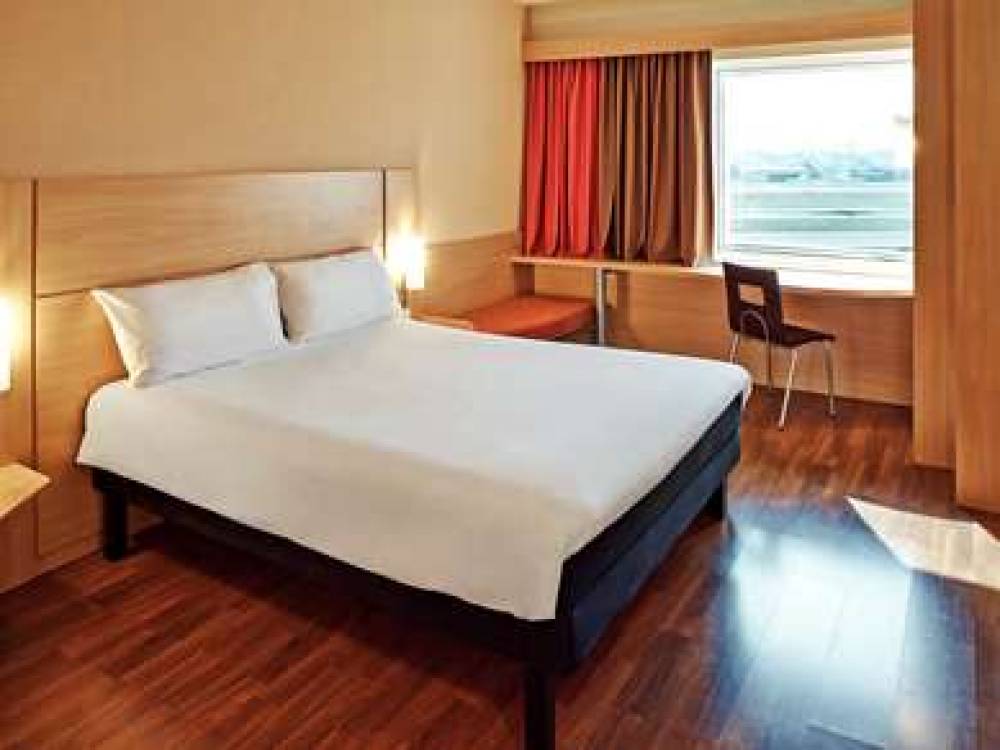 Ibis Campo Grande 7