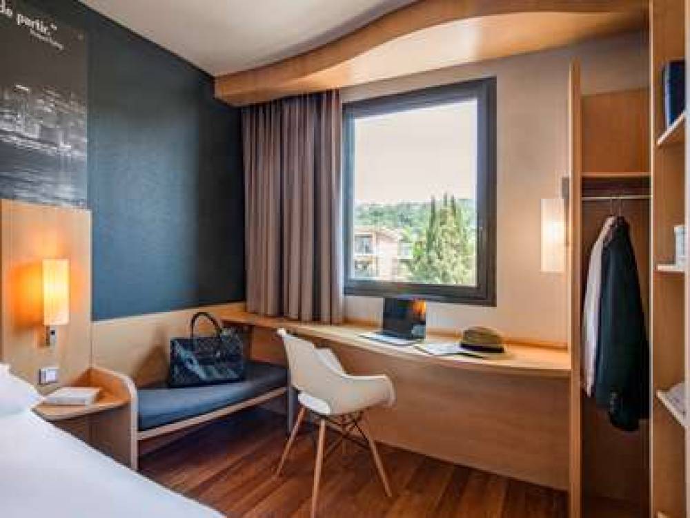 Ibis Cannes Mouans-Sartoux 8