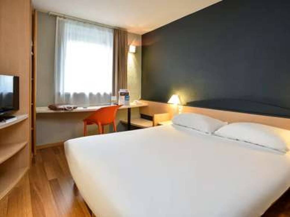 IBIS CHARLEROI CENTRE GARE 6