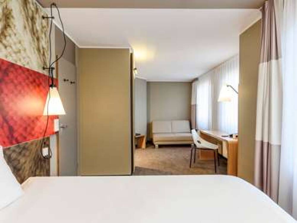 Ibis Frankfurt Centrum 8