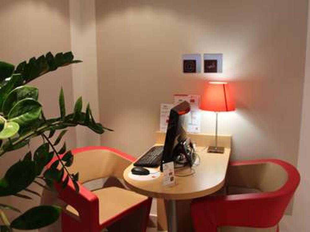 Ibis Guingamp - Coeur De Bretagne 8