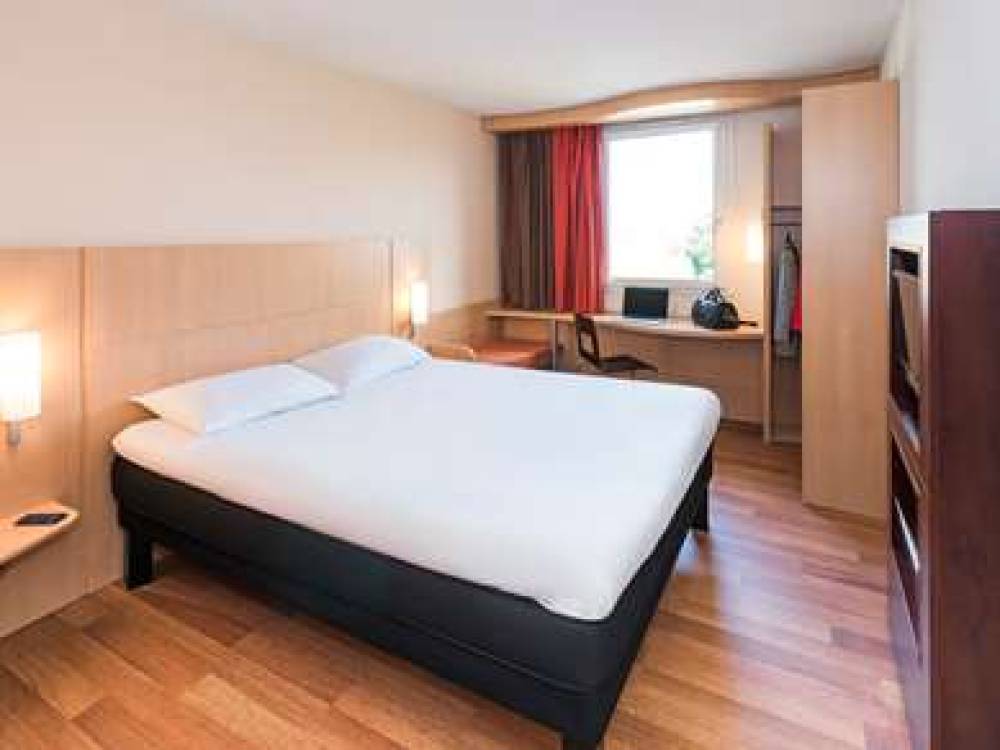 Ibis Karlsruhe Hauptbahnhof 9