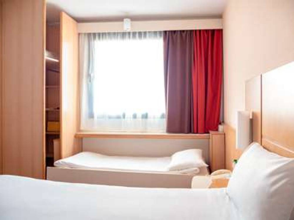 Ibis Krakow Centrum 8