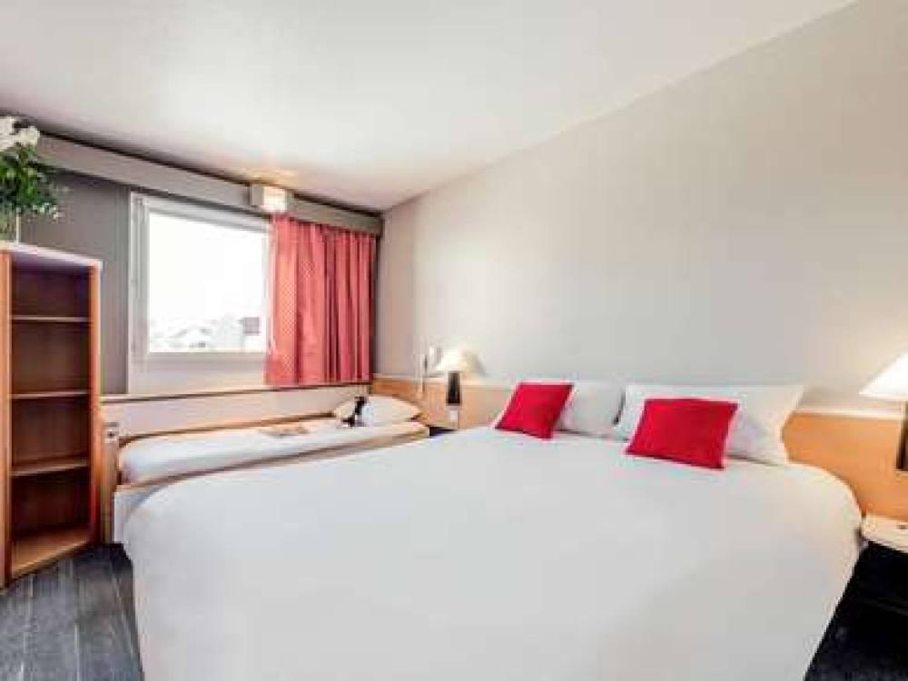 Ibis Lourdes Centre Gare 7