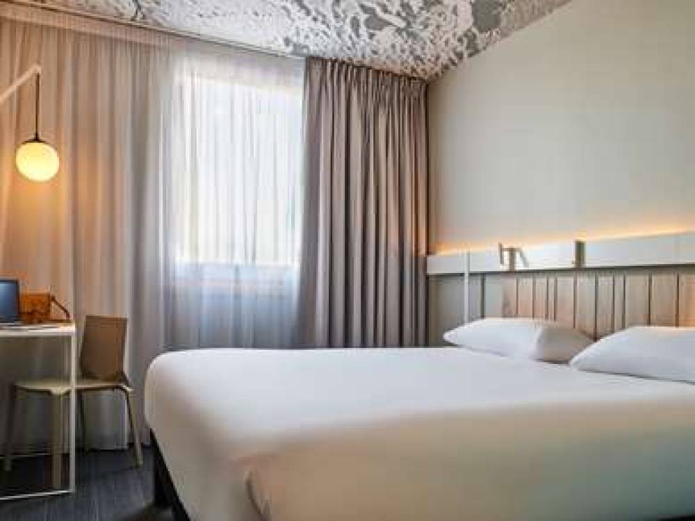 IBIS MONTLHERY PARIS SUD 4