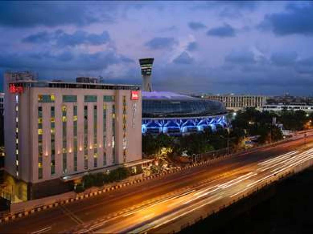 Ibis Mumbai Airport 1