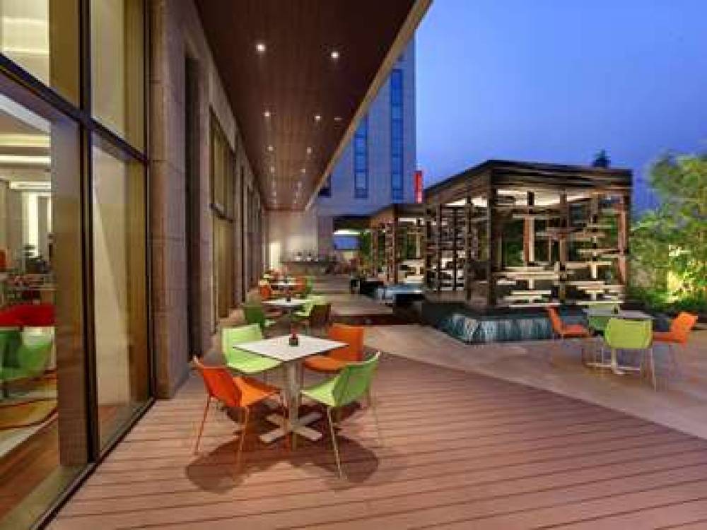 Ibis New Delhi Aerocity 3