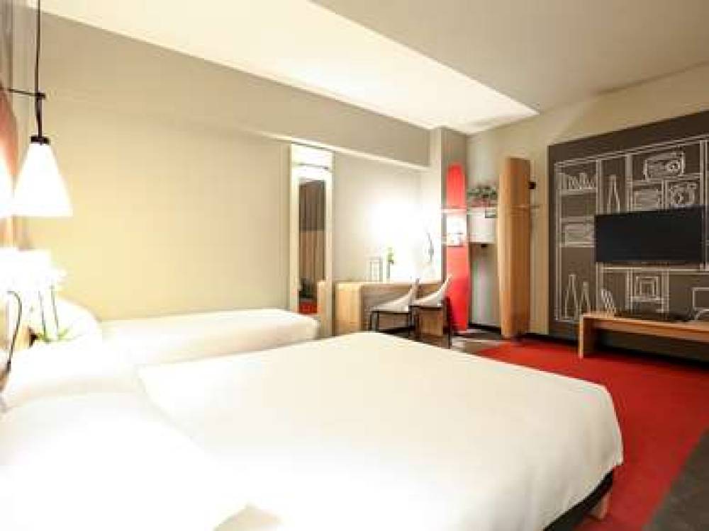 Ibis Niort Est Mendes France 9