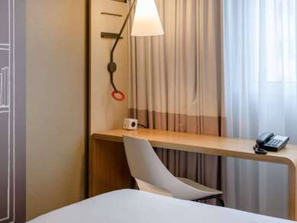 Ibis Nuernberg City Am Plaerrer 9