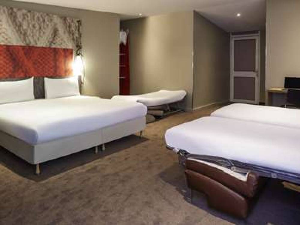 Ibis Paris Canal Saint-Martin 9