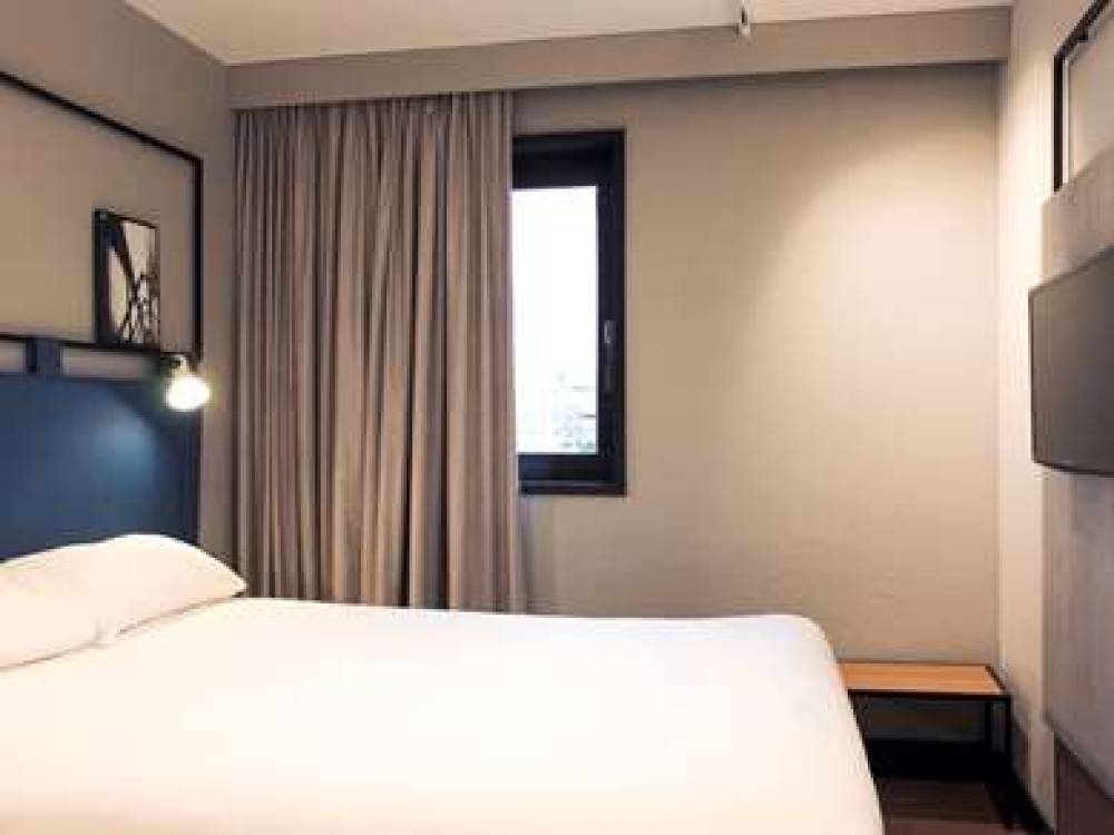 IBIS PARIS EVRY 3