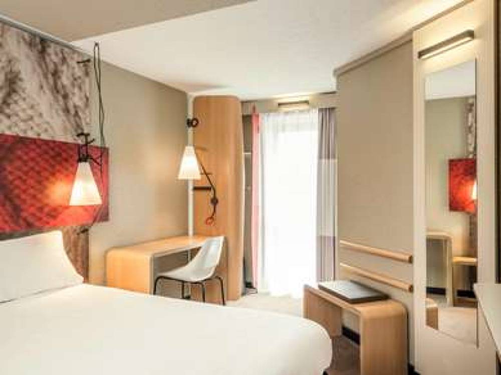 IBIS PARIS GARE MONTPARNASSE 5