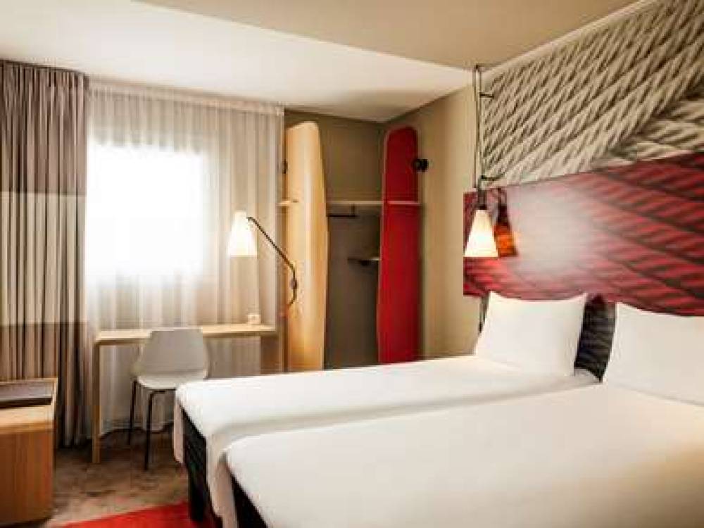 IBIS PARIS MASSY 10