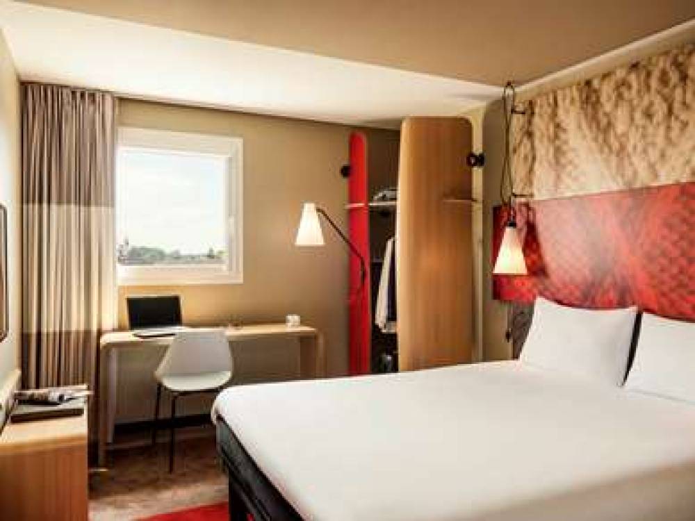 IBIS PARIS MASSY 7