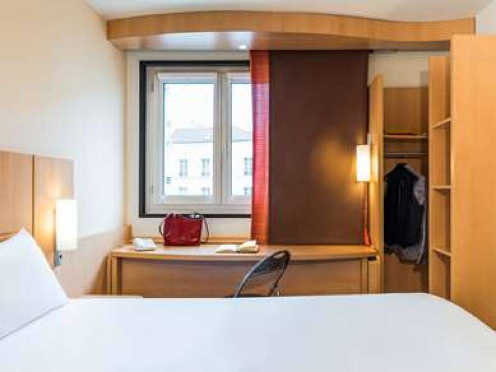 IBIS PARIS PONT DE SURESNES 6