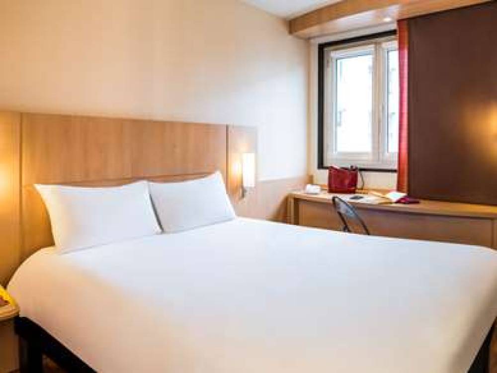 IBIS PARIS PONT DE SURESNES 7