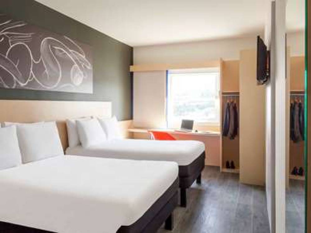 IBIS QUERETARO 8