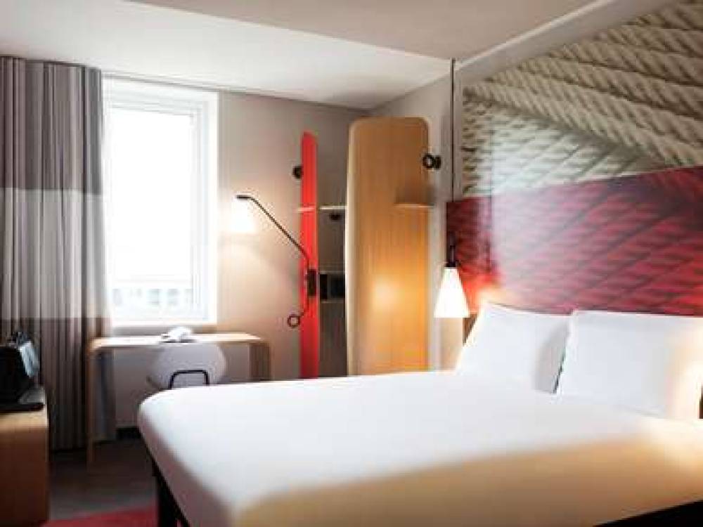 Ibis Schiphol Amsterdam Airport 7