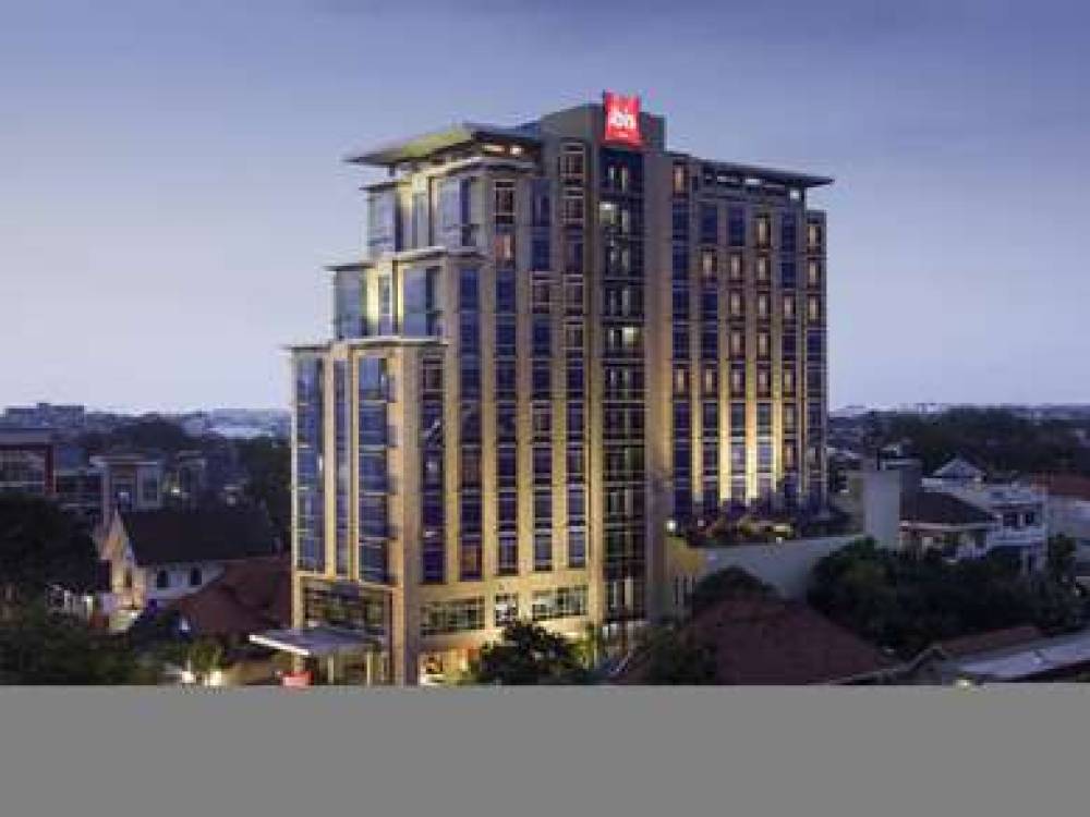 Ibis Semarang Simpang Lima 2